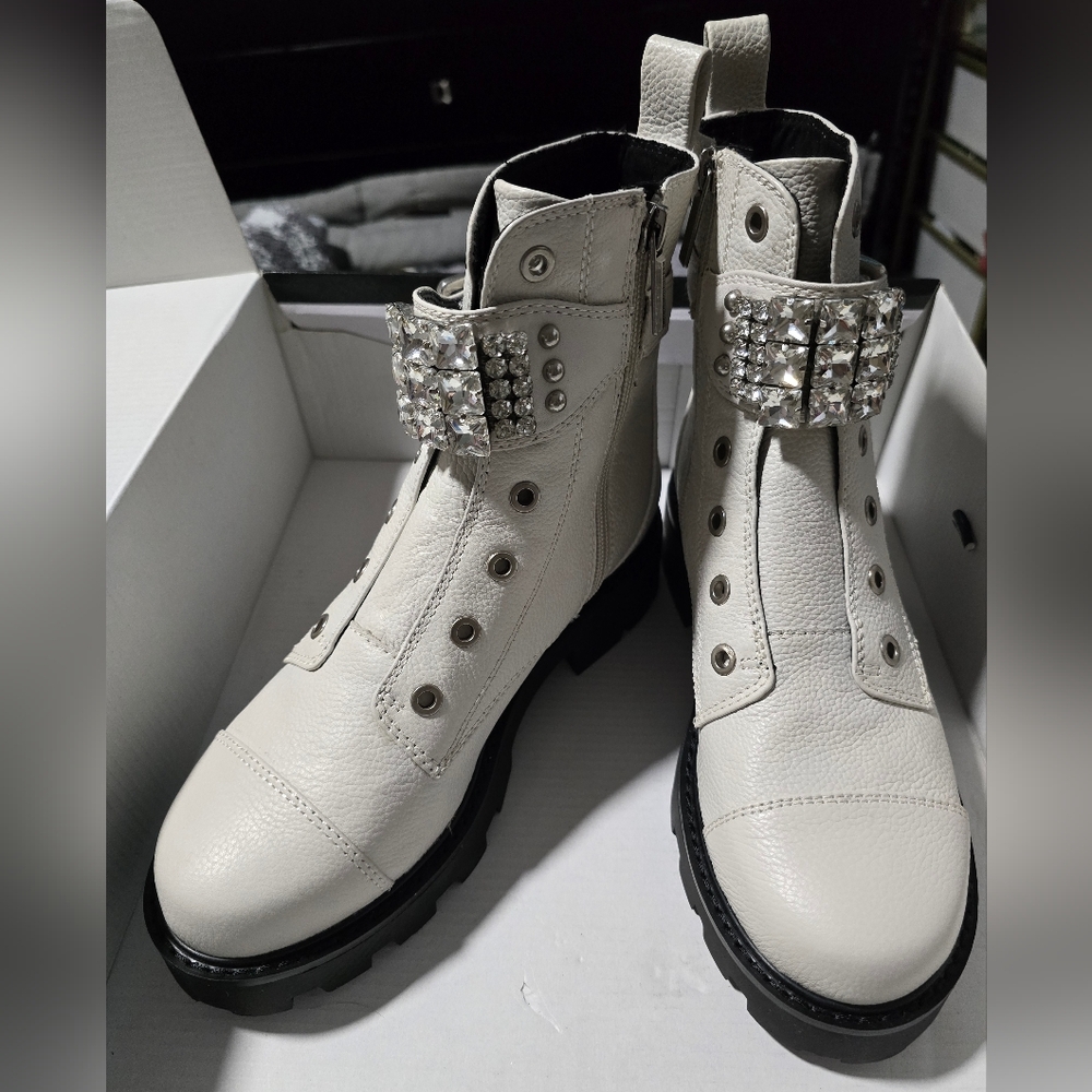 KARL LAGERFELD Women's Lug-Sole Maeva Combat Boot with a Crystal Detailed